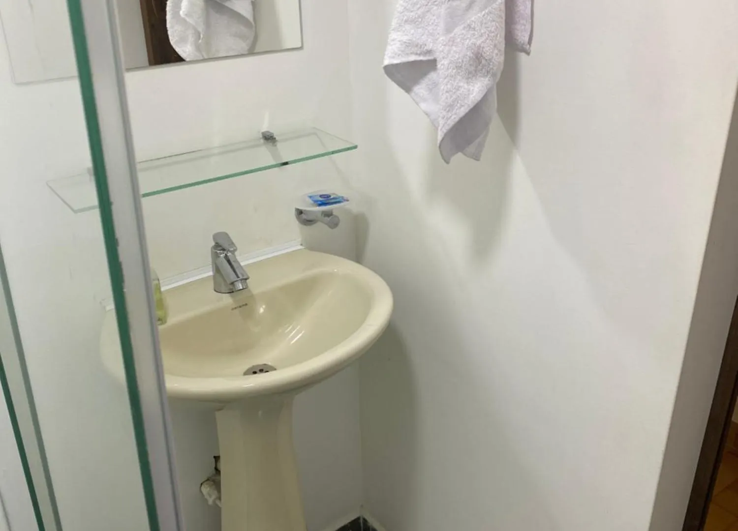 Apartmán Acogedor Loft, Con Parqueadero Para 4 Huespedes Medellin Antioquia